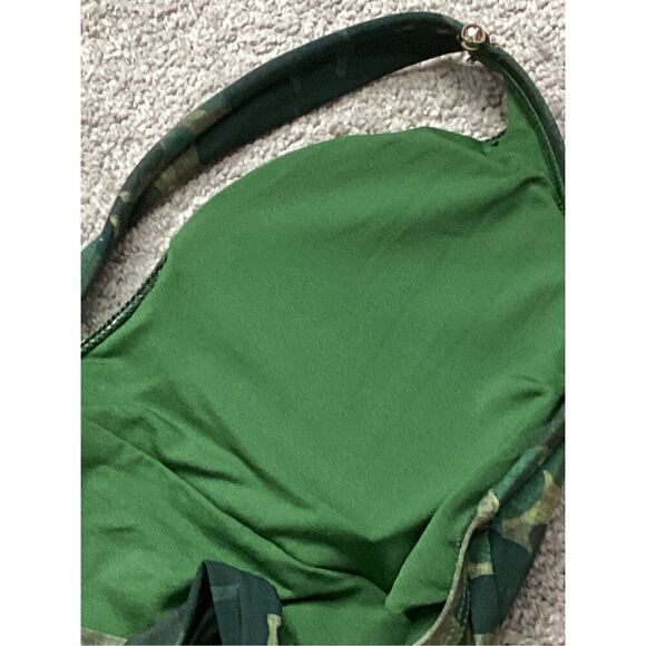New. Robin Piccone Army camouflage plunge swimsuit. Regularly $168. Size 8 - Picture 12 of 14